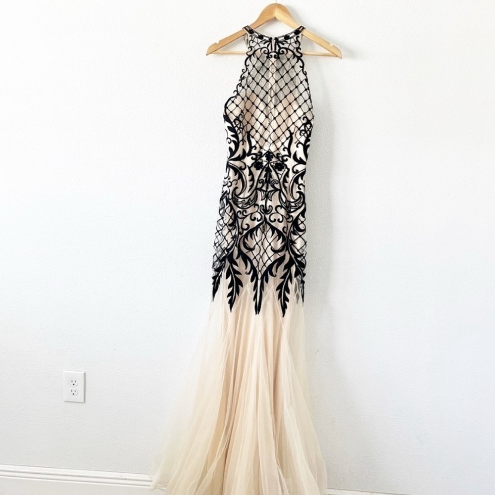 Nina Canacci Beaded Sequin Mermaid Gown Dress in Cream Black - Picture 5 of 12